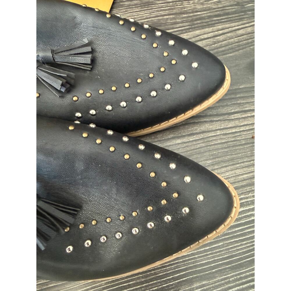 NWOT Oasis Society Los Angeles Pointed Toe Black Studded Mules SZ. 9 - Picture 3 of 6